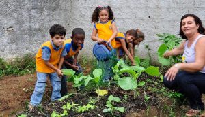 Horta na escola