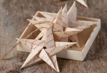 foto de estrela feita de origami