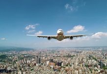 Tráfego aéreo pode reduzir emissões de carbono até 2050