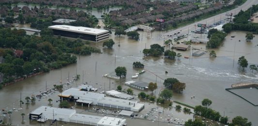 1-furacao-harvey-2