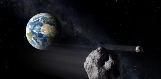 Asteroids_passing_Earth-2