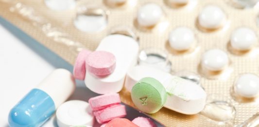 Depositphotos_25356013_original_Kris-2