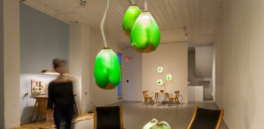 Living-Things-spirulina-lamps-2