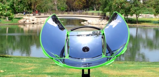 empresa-lanca-fogao-portatil-movido-a-energia-solar-2