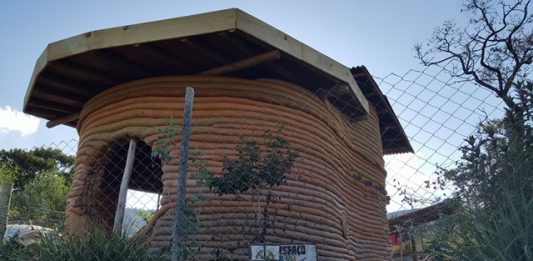espaco-de-permacultura-cria-curso-sobre-bioconstrucao-2