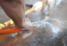 Sabesp ensina comunidades como poupar água