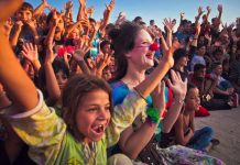 Site conecta voluntários a projetos sociais ao redor do mundo