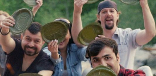 pratos-biodegradaveis-produzidos-com-folhas-2