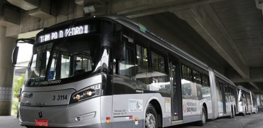 prefeitura-de-sao-paulo-autoriza-transporte-de-bicicletas-em-onibus-articulado-2