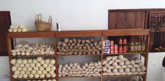 supermercado-troca-lixo-por-alimento-2