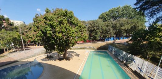 CEU Heliopolis – piscina2