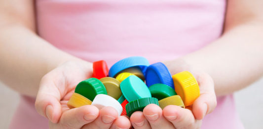 tampas-plastica-viram-ajuda-para-pacientes-oncologicos